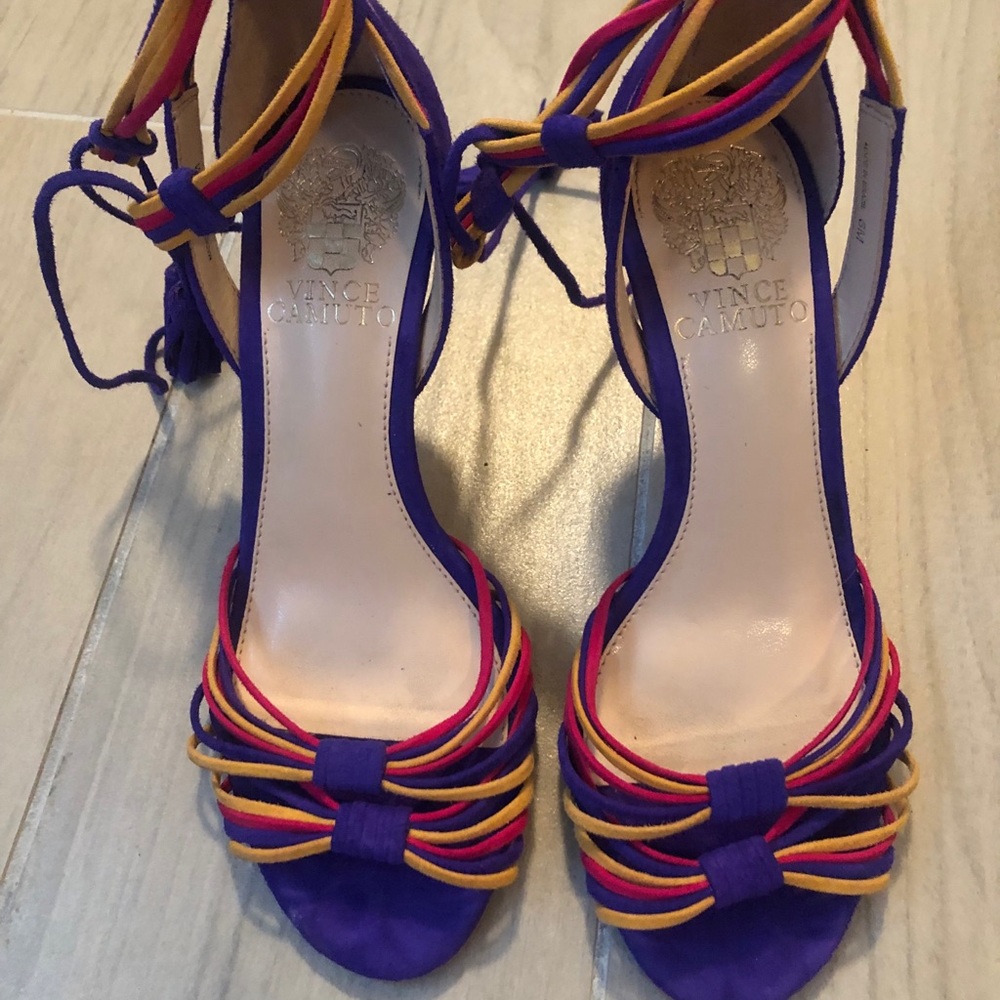 Vince camuto shoes size 6, like new